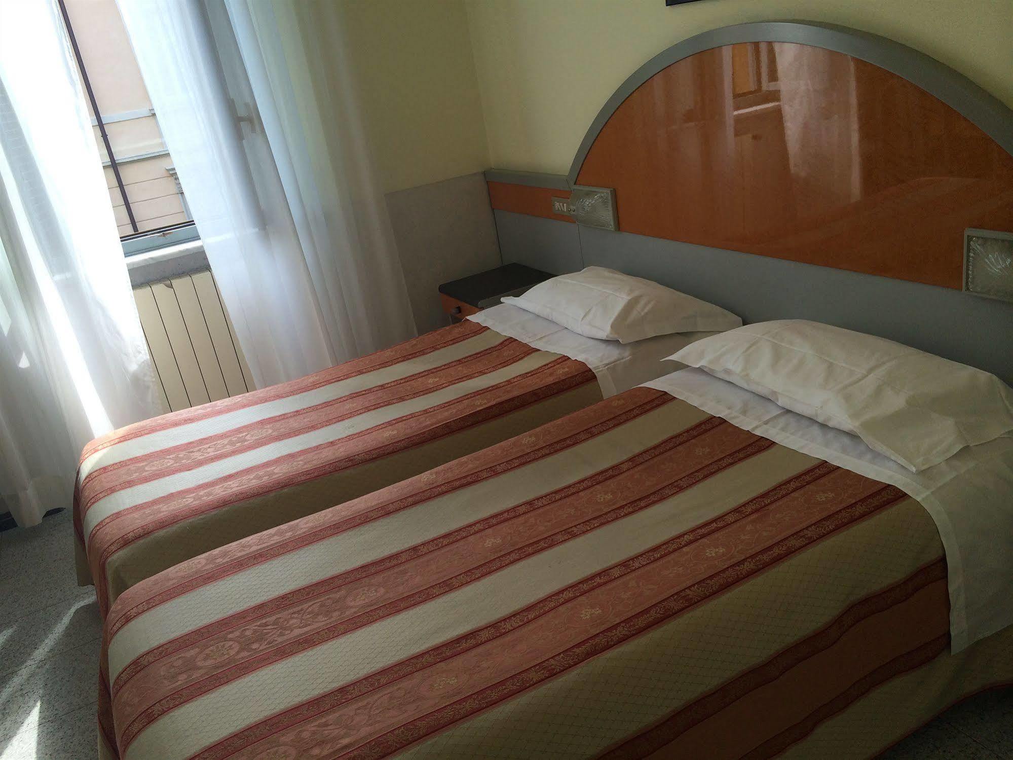 Hotel Mazzini Letojanni Eksteriør billede