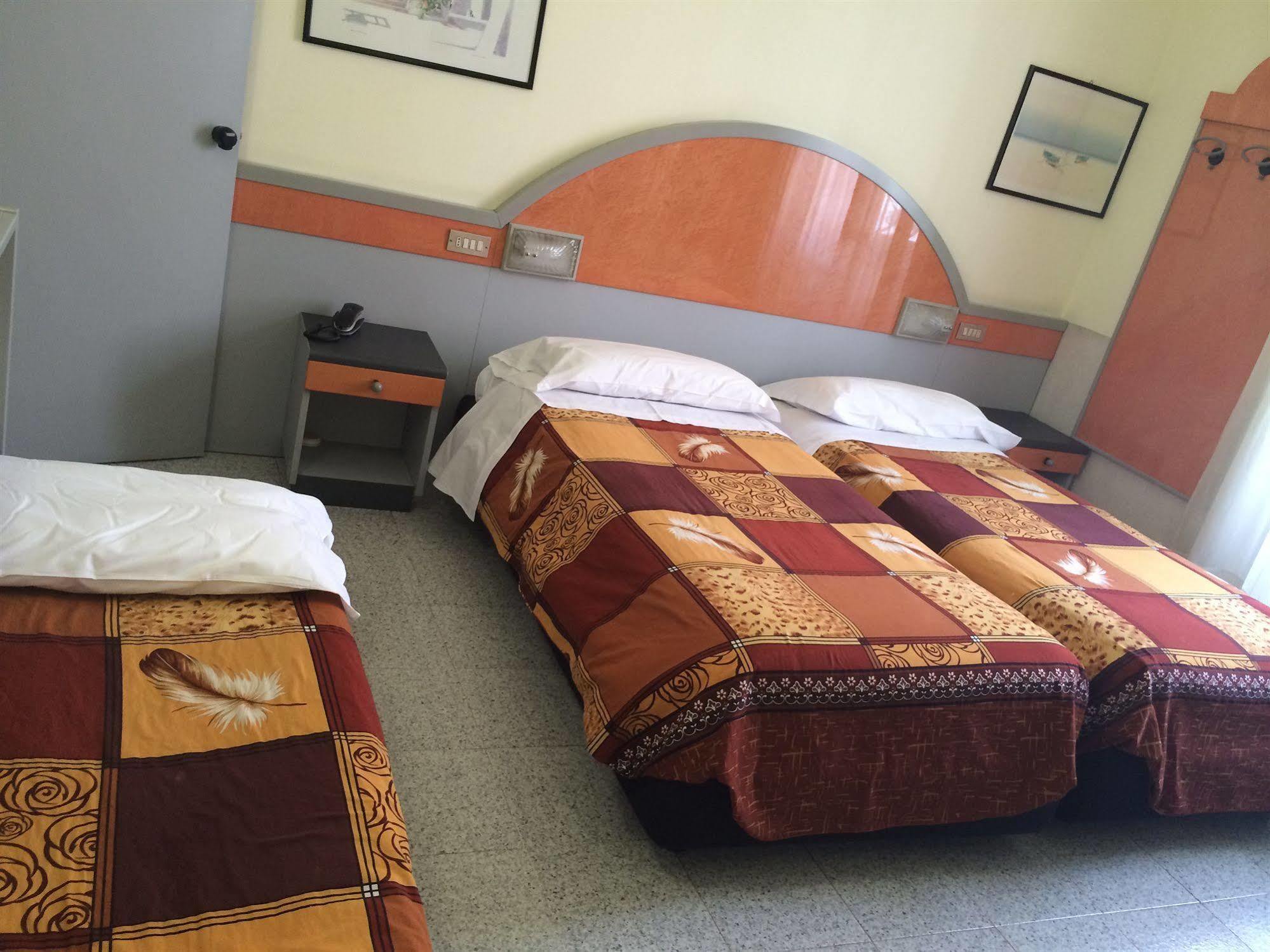 Hotel Mazzini Letojanni Eksteriør billede